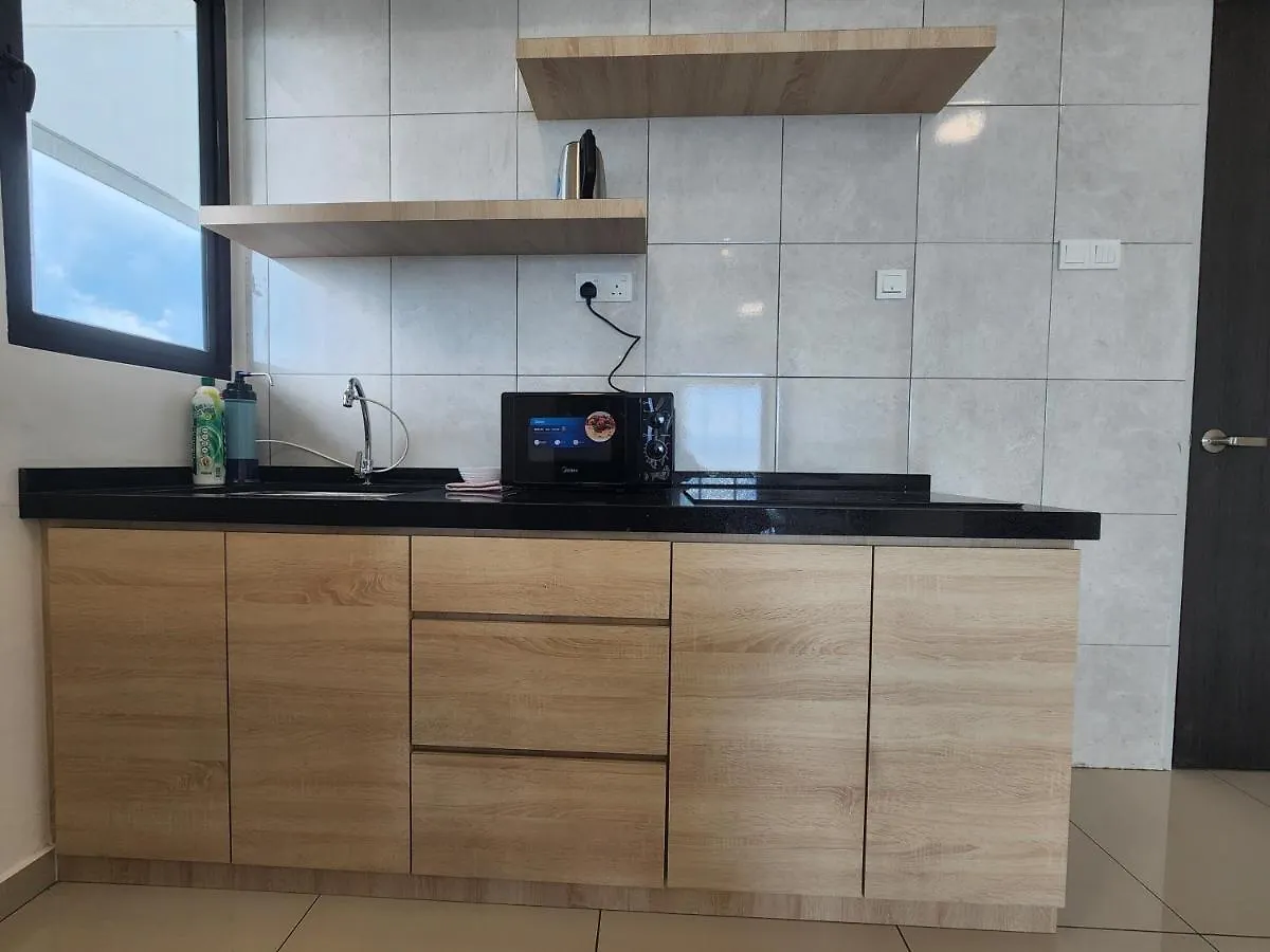 Praicon Tower - Premium Suite Butterworth Apartment